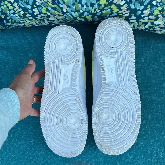 Nike Air Force Worldwide - Picture 5 of 5